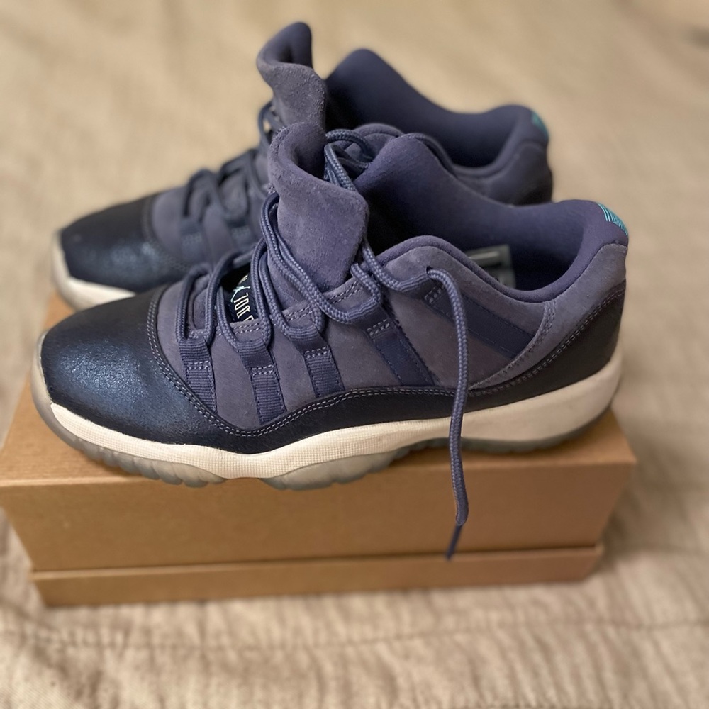 Barely worn